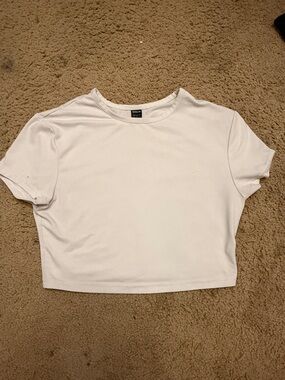 SHEIN White Cotton Crewneck Crop Top